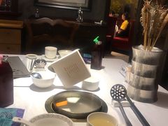 -泓炙颐凤鲜海鲜火锅料理(桐乡店)