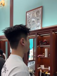 -绅仕門男士理发馆