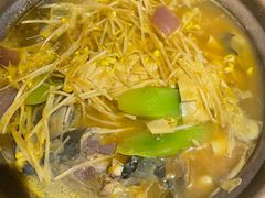 -聚汇三少·龙虾·中餐厅(莫邪路新天地店)