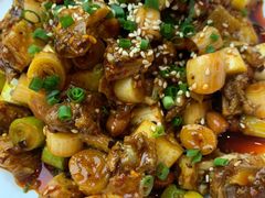 -有红鸡毛店·川菜(建设路店)