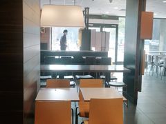 大堂-麦当劳(衡阳中心汽车站店)