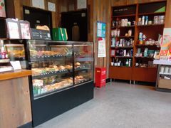 面包甜点陈列柜-星巴克(上海汇锦里店)