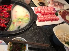 -井格重庆火锅(临平银泰城店)