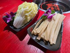 -谭鸭血老火锅(万象九宜城店)