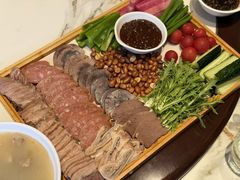 -高玛纳驴肉火烧(一世界店)