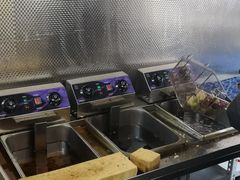-霞姨炸烧饼炸菜串(劳动路店)