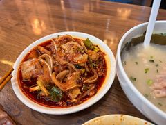 -中和裴氏蹄花(府河路店)
