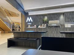 -M Stand(杭州萧山万象汇店)