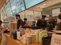 -霸王茶姬(上海静安大悦城店)