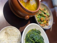 -怡得饭庄·30年老店·宋大妈昆明菜
