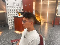 -风生造型