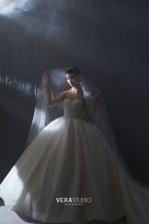 -至臻微拉婚纱摄影