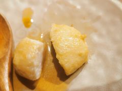 -老牌坊云南鱼豆花火锅(哈西万达店)