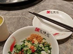 -忘情水鱼头·鲜鱼火锅(滨江中路店)