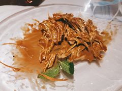 -皇城根·鲁菜济南菜·吊炉烤鸭·炒鸡鱼头(济南旗舰店)