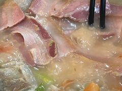 -钰洁腊排骨火锅