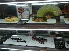 -亚马逊环球美食百汇(新城吾悦广场店)
