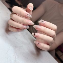 -Fanni美甲美睫皮肤管理