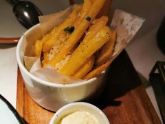 -阿妮叶李(光谷世界城店)