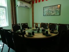 包厢-龙泉人椰子鸡.糟粕醋.海南菜(三亚旗舰店)