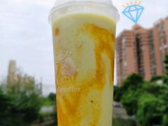 牛油果很芒-瑞幸咖啡(K酷·时尚广场店)