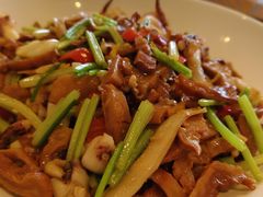 -赶海部落海鲜城(海阳路店)