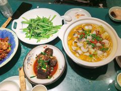 -呷湘厨·鱼汤捞饭·剁椒鱼头·辣椒炒肉(国家会展中心店)