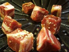 -炙忧烤肉屋(中国铁建广场店)