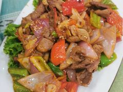 -三江源美食城
