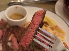 -羽深肉铺 Steak & Wine