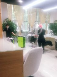 -CARR SALON