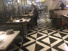 大堂-诱货海鲜自助火锅(爱琴海购物公园东百店)