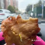 鸡蛋炸饼绝了～[调皮]