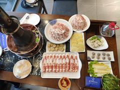 -楼外楼大刀肉传统火锅居(幸福街店)