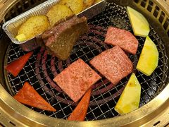 -炼火烤肉店