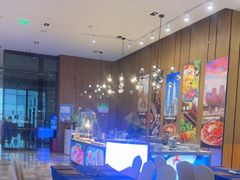 -飨食汇全日制餐厅·昆山皇冠假日酒店(九方店)