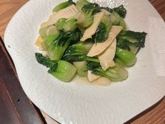 -耶里夏丽·丝路国际·新疆餐厅(浦东区东方路店)