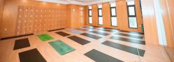 -LU YOGA（露瑜伽）专业瑜伽馆