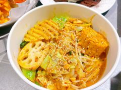 -W COLLECTIVE  DESSERT SHOP