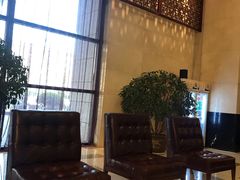 -锦龙国际酒店(天津奥体中心华苑地铁站店)