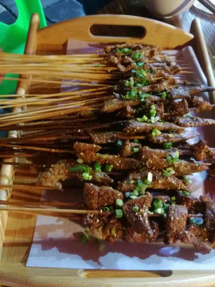 乐至烤肉·烧烤-"之前来过两次,都碰上装修没有吃到,昨天终.