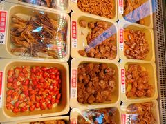 -绝味鸭脖(龙阳路生活广场店)