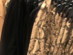 -H&M(天一广场店)