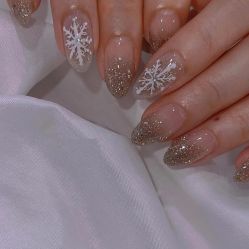 -悦指间美甲美睫