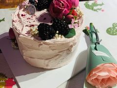 -小苍兰风铃草·礼物蛋糕(沈阳店)