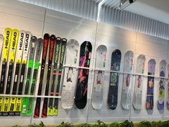 -Hopo Snow 城市滑雪空间(滨江宝龙城店)