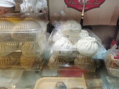 -白玉兰食品甜凤店(合生汇店)