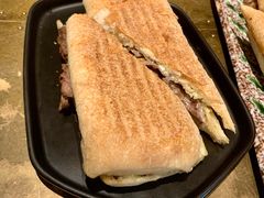 澳大利亚牛肉蓝奶酪三明治-BOCATA 西班牙餐厅(三里屯店)