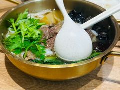 嬷嬷翘脚牛肉粉-小满手工粉(北京富力广场店)
