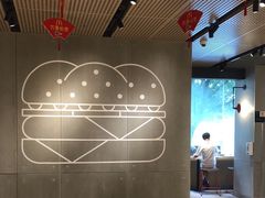 -麦当劳(龙洞店)